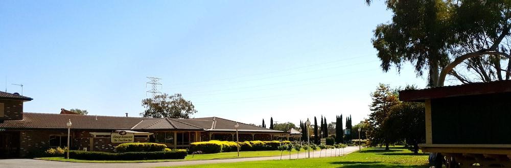 Quality Inn Carriage House Wagga Wagga Eksteriør billede