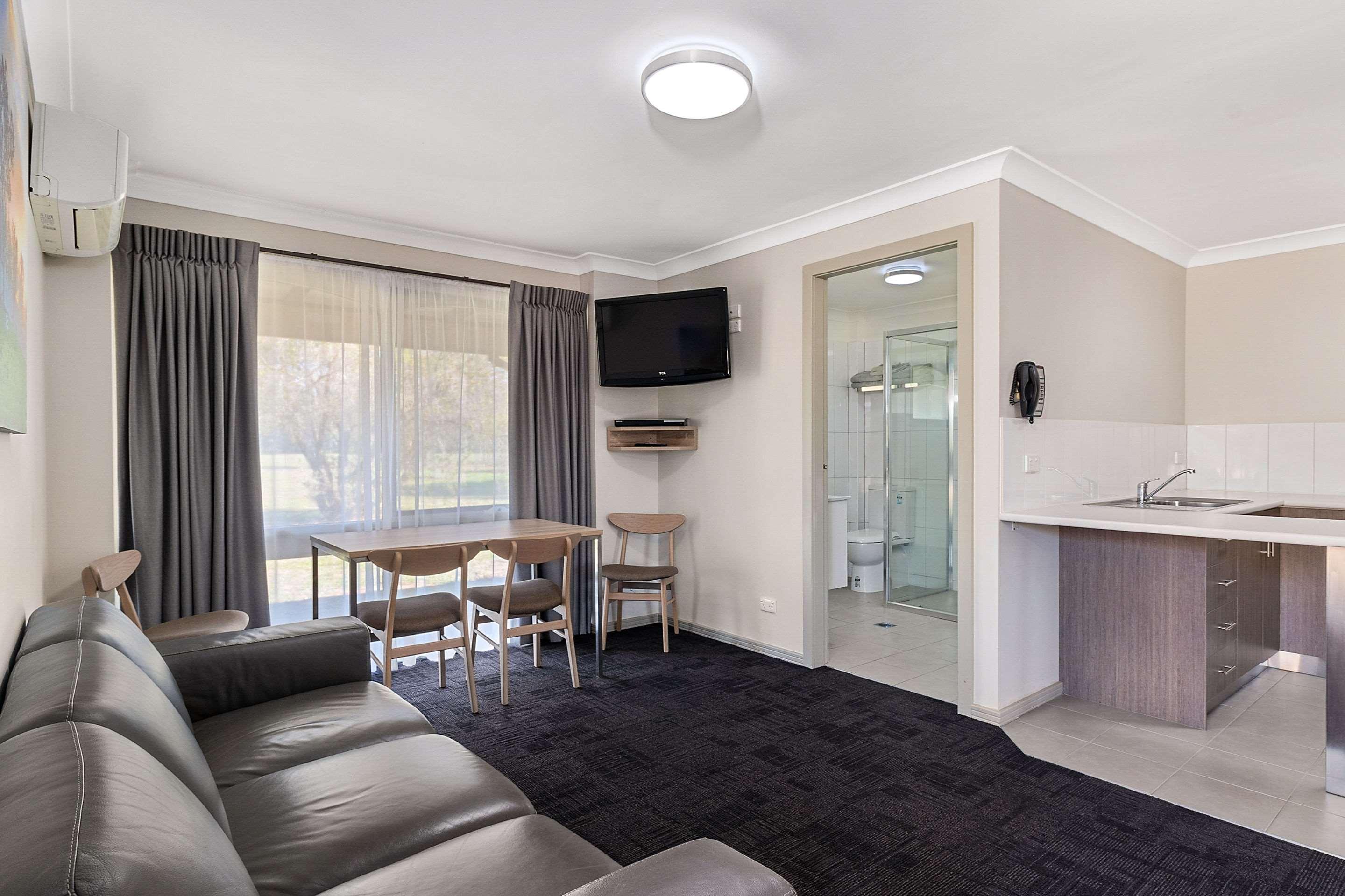 Quality Inn Carriage House Wagga Wagga Eksteriør billede