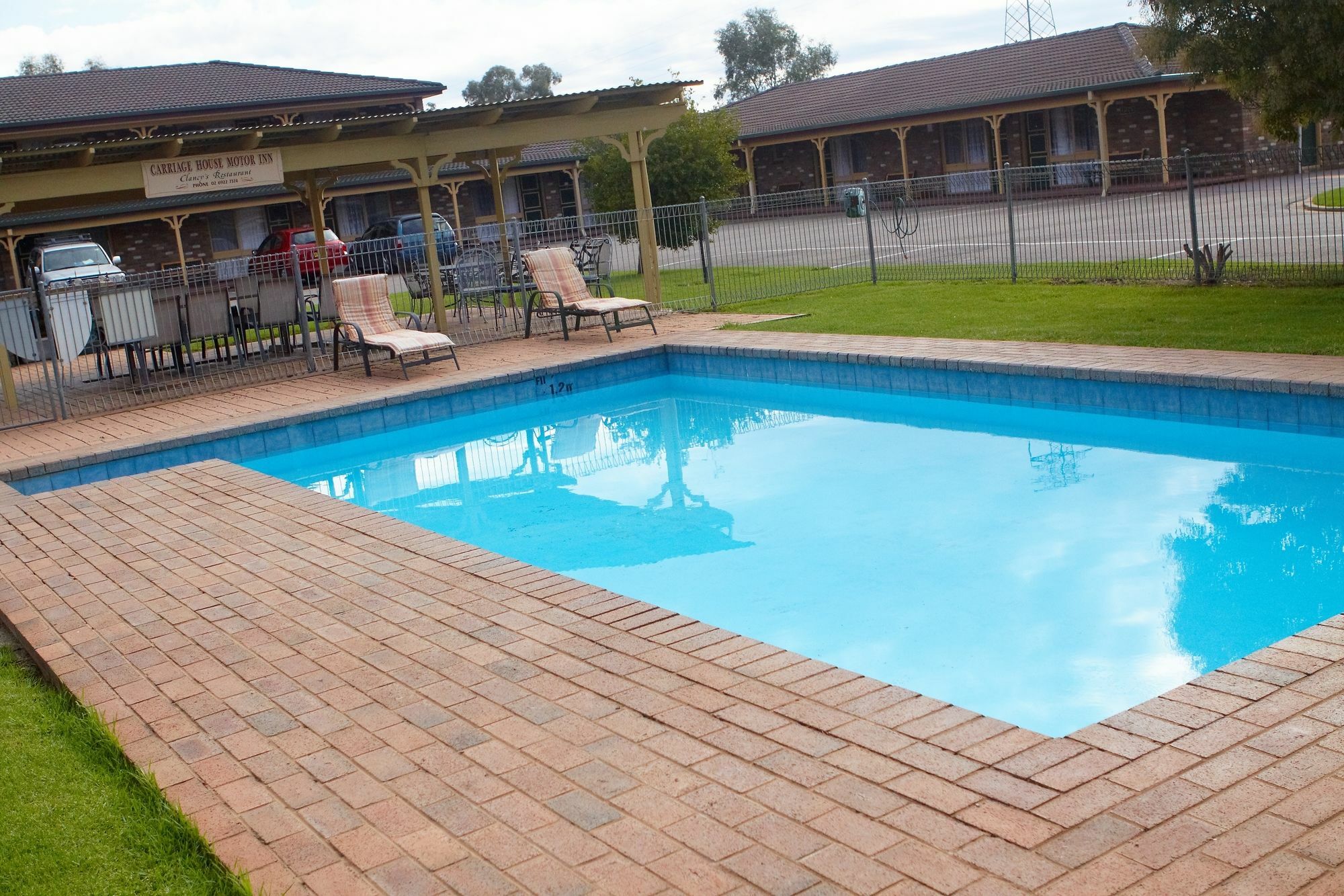 Quality Inn Carriage House Wagga Wagga Eksteriør billede